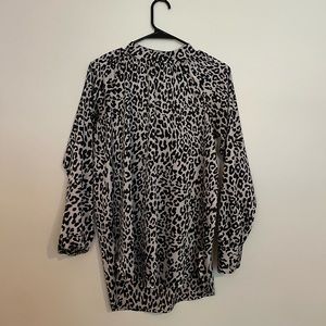 Cheetah print long sleeve shirt